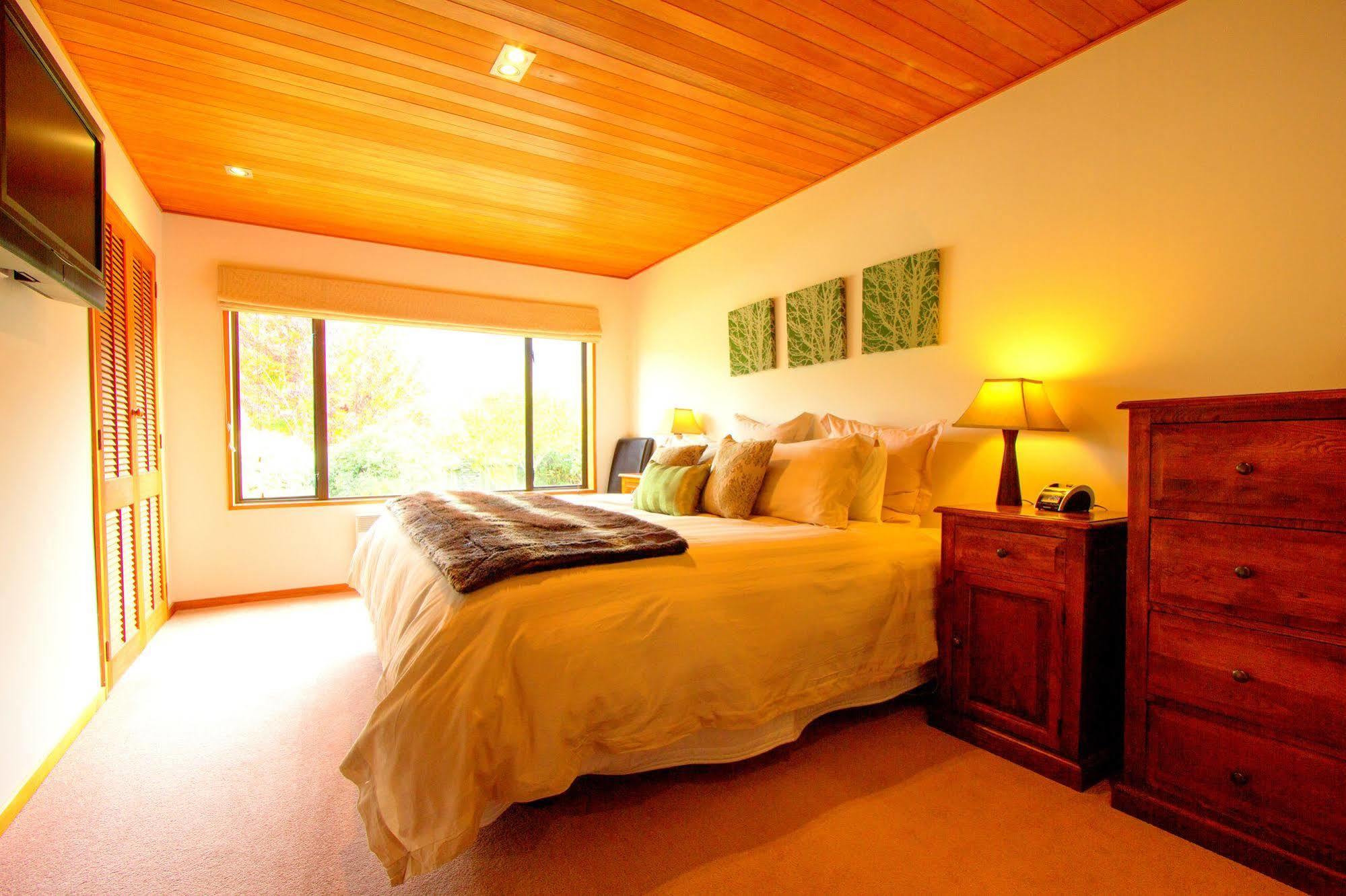 Glenorchy Lake House Exterior photo